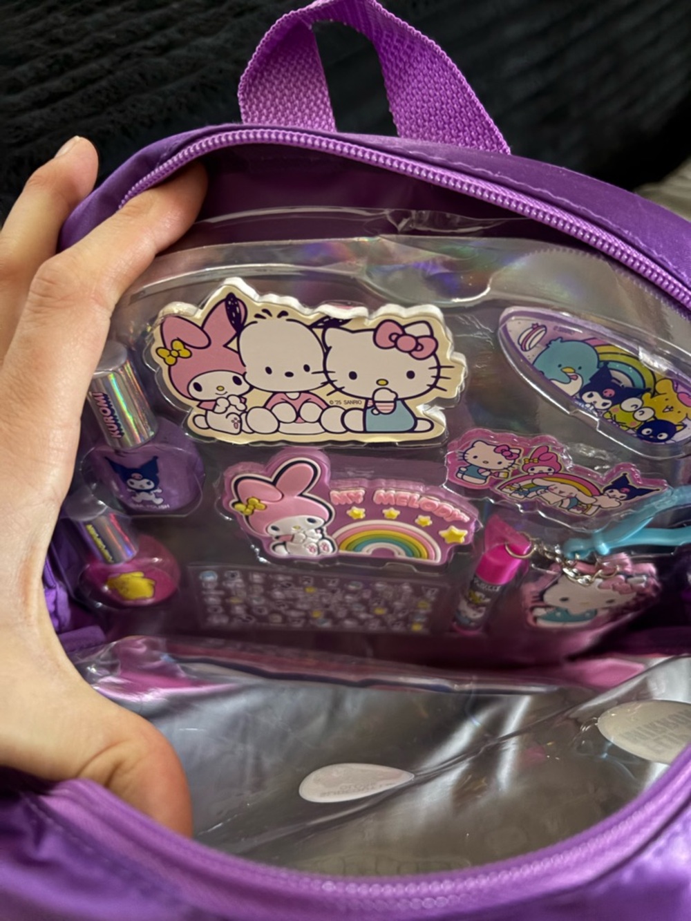 Hello kitty back pack - Picture 3 of 5